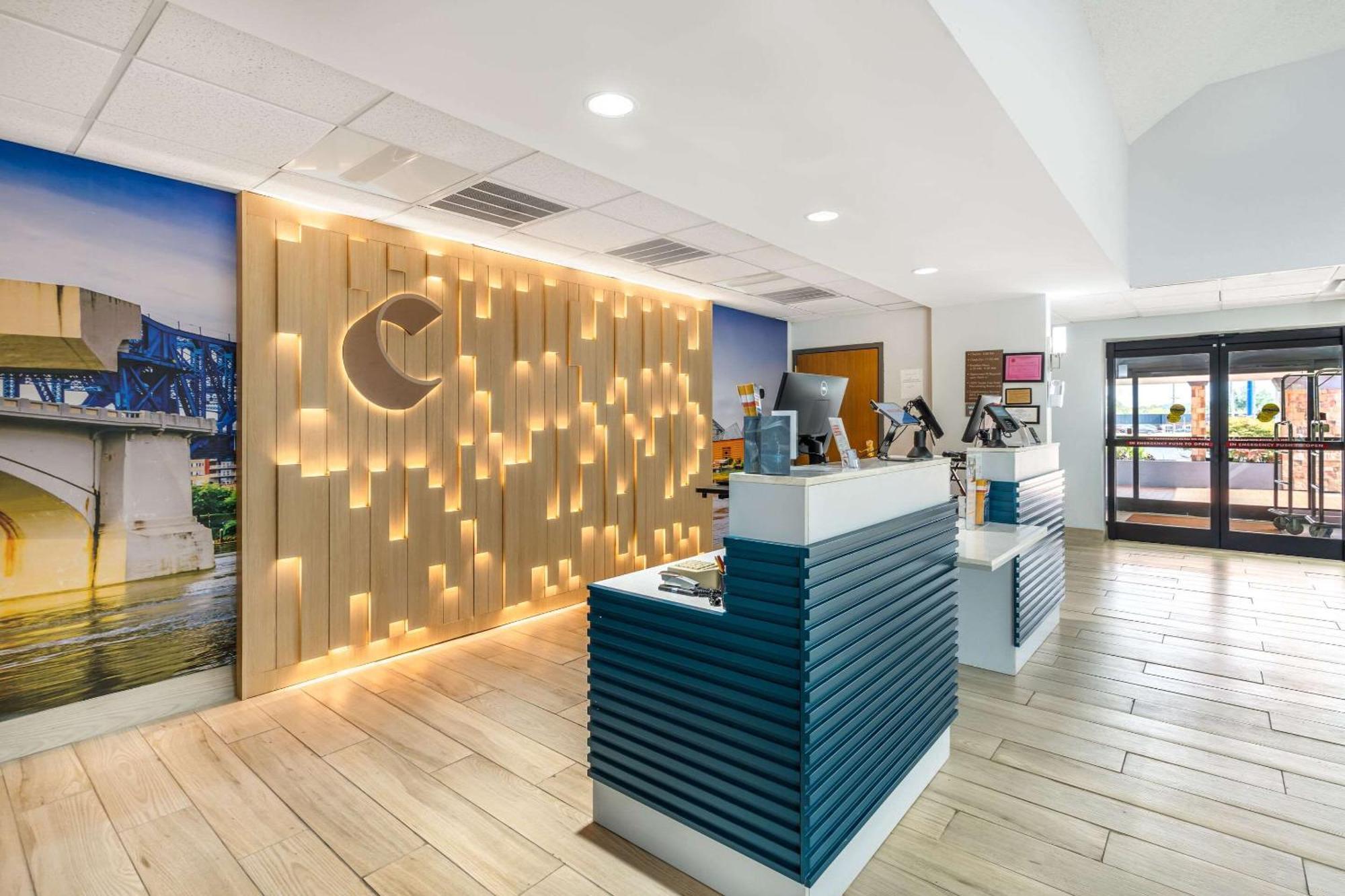 Comfort Inn & Suites Chattanooga-Ист-Ридж Экстерьер фото